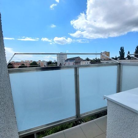 Beautiful Apartment Near The City Center Košice Extérieur photo